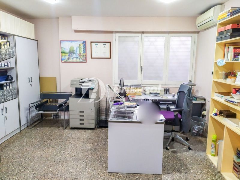 Foto 5b956ec4-86a4-4b5d-9727-3f0127494407. Local comercial a Nou Eixample Nord Tarragona