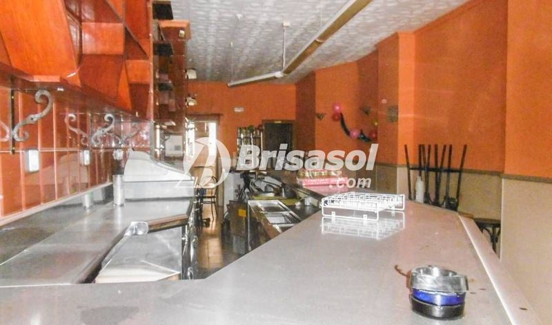 Foto 676bb3e0-1d24-493e-8db6-1f33c37ea8bb. Local comercial a Eixample Tarragona