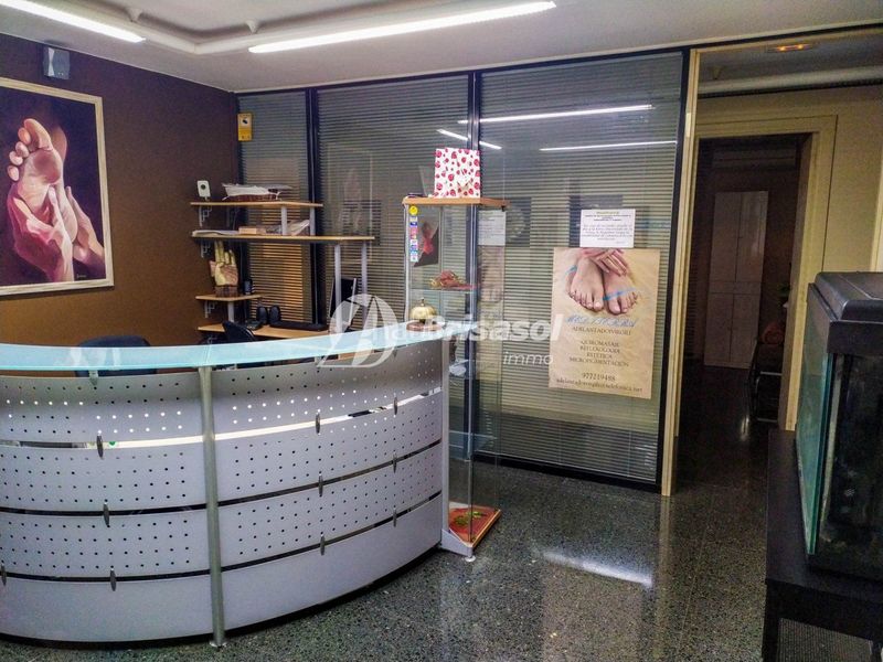 Foto a9368a63-0208-43e1-bea1-f7b0a6ced873. Local comercial a Nou Eixample Nord Tarragona