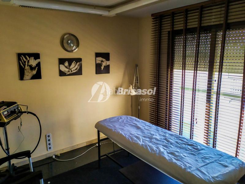 Foto e6faee03-69c4-47d2-b321-2602f4298aa4. Local comercial local de 160 m2 en avenida del presidente lluís companys en Tarragona