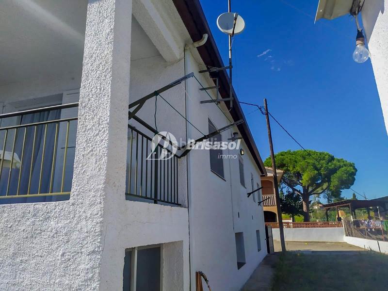 Foto f27a8bda-1993-4b07-9131-d27c49ab6c8f. Casa con riscaldamento parcheggio in Catllar (El)
