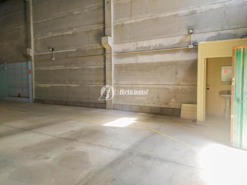 Foto 23c99ea2-e250-4ef9-abe3-0022e0fc4bf5. Alquiler nave industrial  en alquiler en el polígono de riu clar. en Tarragona