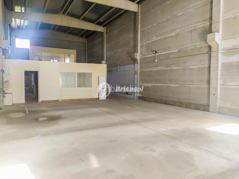 Foto d7d96004-e853-42f5-8040-e04cdeaa7b13. Alquiler nave industrial  en alquiler en el polígono de riu clar. en Tarragona