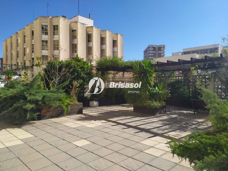 Foto 69e99e38-9e5a-4904-ac29-2930bc858d0f. Pis amb calefacció aparcament piscina a Nou Eixample Nord Tarragona