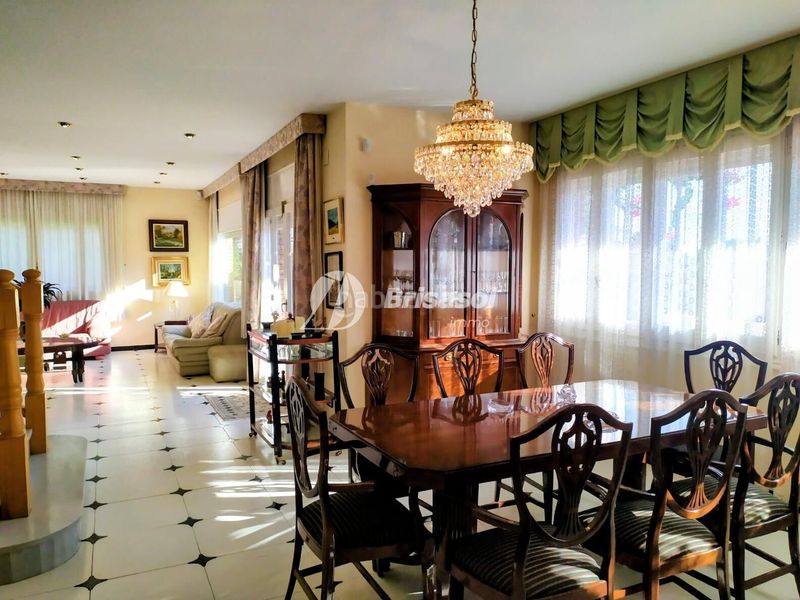 Foto 420d6257-e503-4980-bde3-d1d4140d059c. Casa amb aparcament piscina a Urbanitzacions de Llevant Tarragona