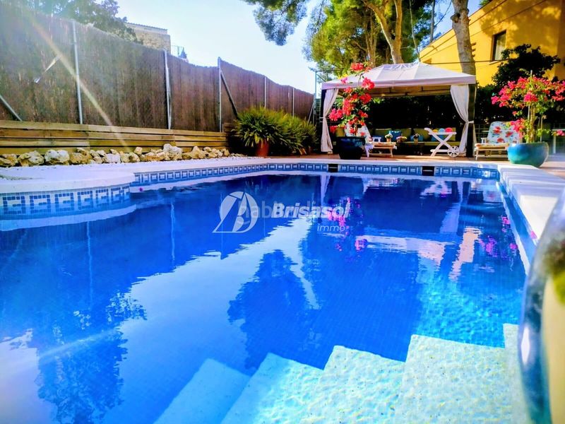 Foto 9578de89-e99a-4d25-9a40-22f554536abf. Casa amb aparcament piscina a Urbanitzacions de Llevant Tarragona