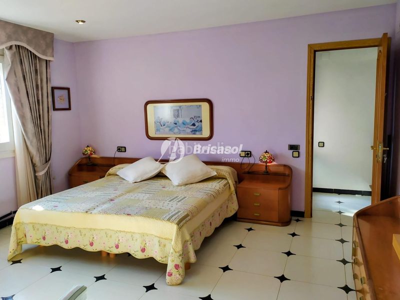 Foto a15909fc-babe-4eee-9d3d-1ca88f32b60d. Casa amb aparcament piscina a Urbanitzacions de Llevant Tarragona