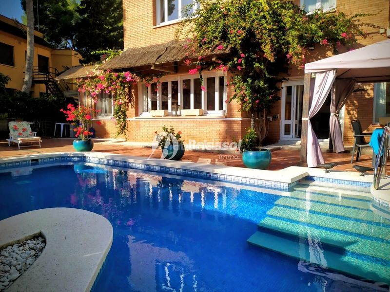 Foto a9011409-027f-471e-9555-df0e9480a761. Casa amb aparcament piscina a Urbanitzacions de Llevant Tarragona