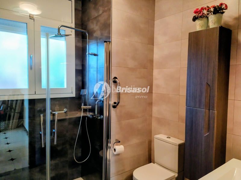 Foto b16c3f47-b6f1-4c4b-b614-c87d93952ae9. Casa amb aparcament piscina a Urbanitzacions de Llevant Tarragona