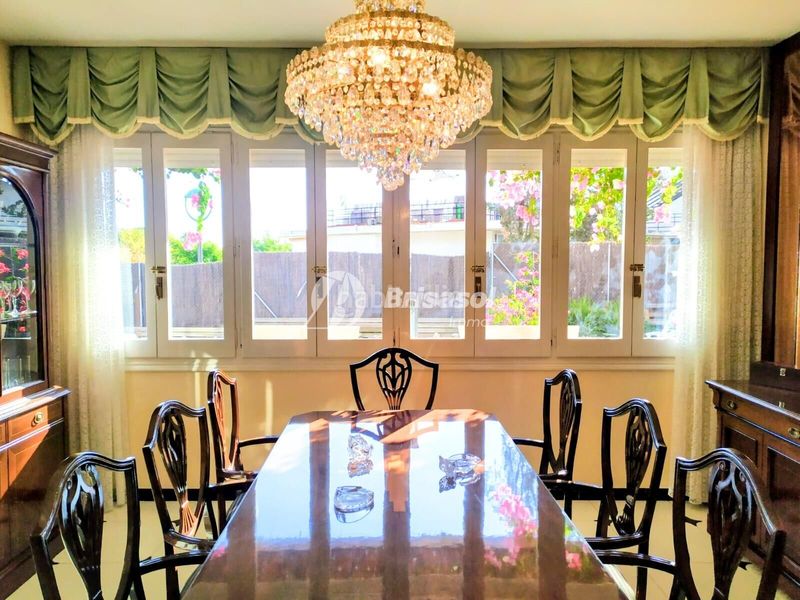 Foto f1ad3276-5cdc-4d97-a8c2-66532588457f. Casa amb aparcament piscina a Urbanitzacions de Llevant Tarragona