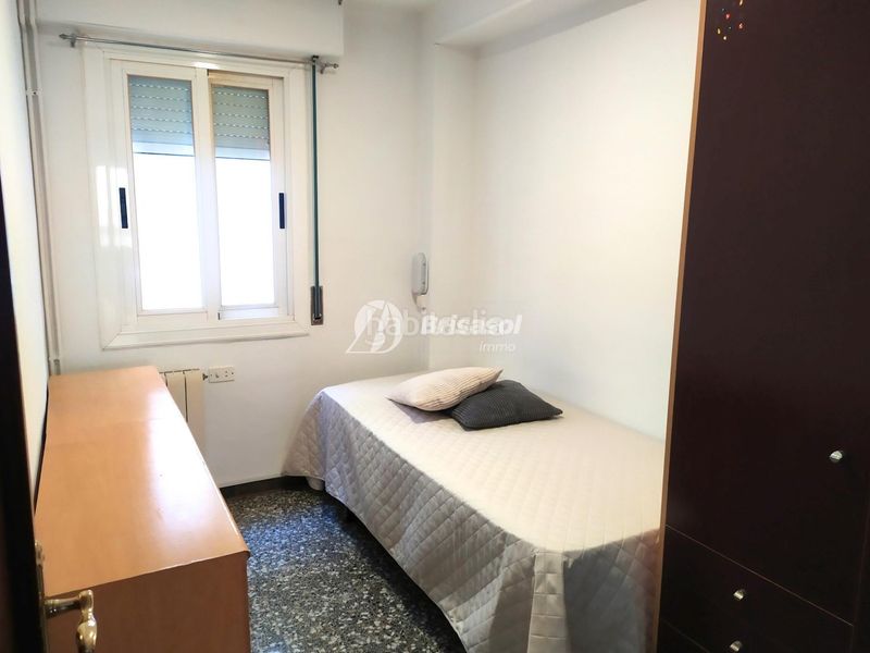 Foto d5b020e8-f7d7-4356-a550-7595195e37bd. Pis amb aparcament a Nou Eixample Nord Tarragona