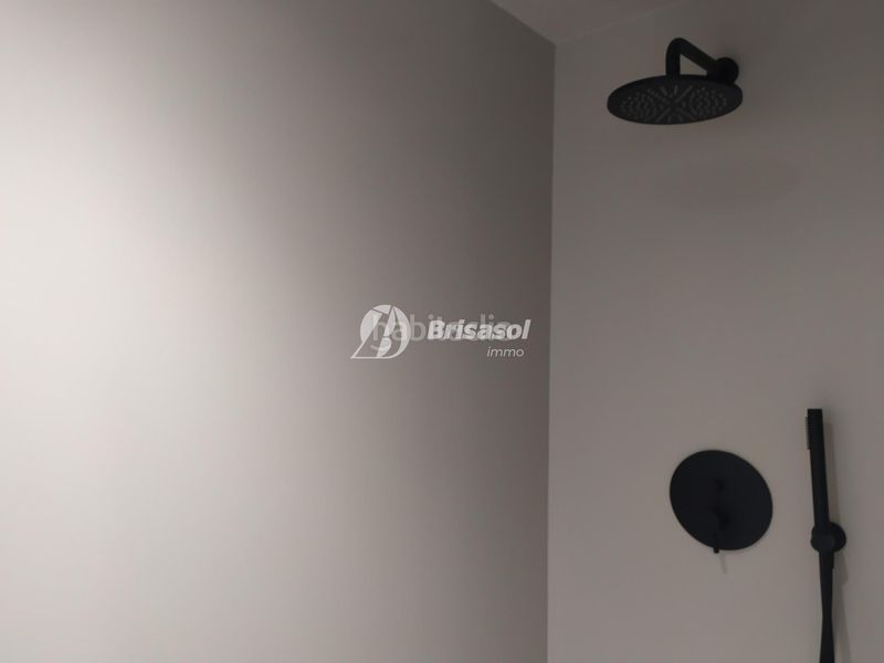 Foto e675e739-6d1a-4f5f-87da-bca7c99f2581. Pis a Eixample Tarragona