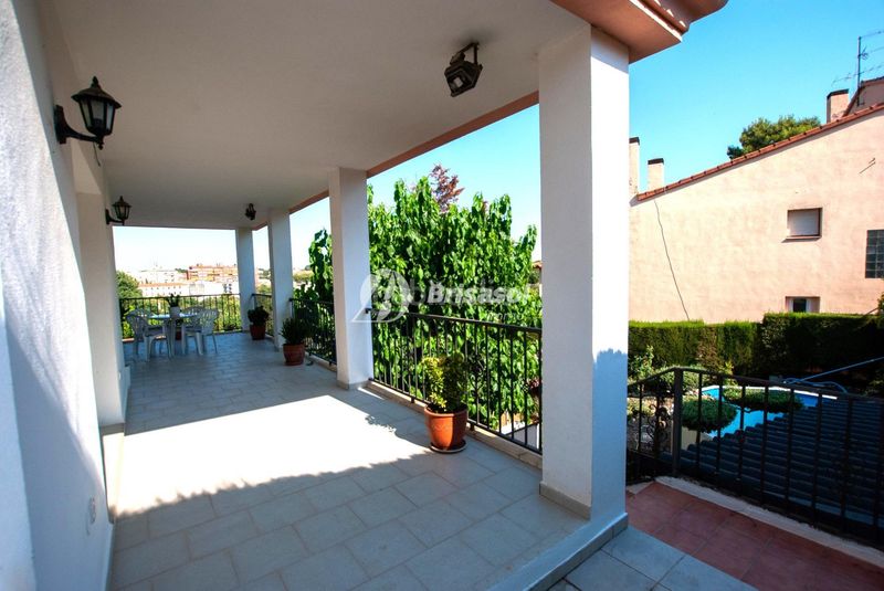 Foto 67e6bc3f-b2b9-4170-9556-8297ae30fffc. Casa amb calefacció aparcament piscina a Valls