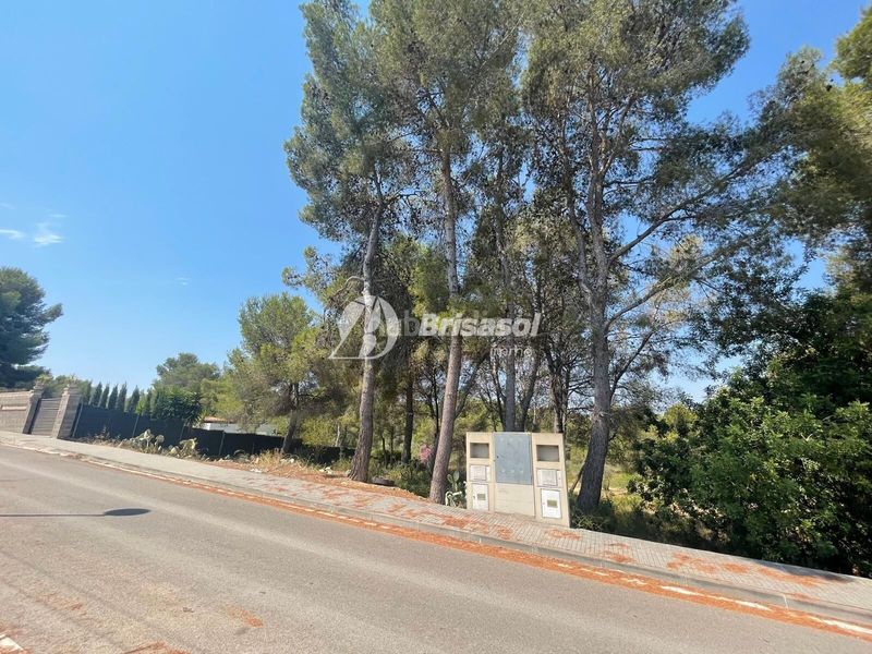 Foto 4b28dce1-fe2f-4351-ad00-501b34fae111. Terreny residencial a Catllar (El)