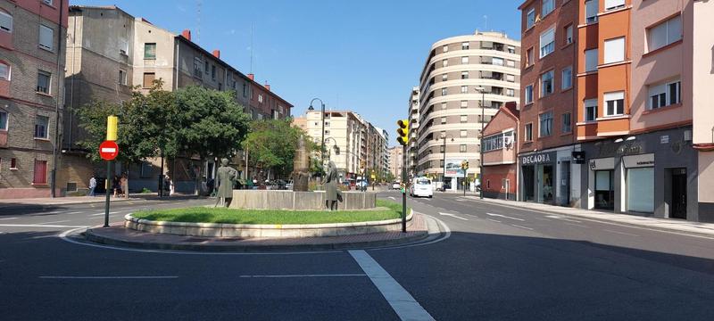 Foto 0c8bf395-4acf-47bd-9aeb-3569f01f17bb. Lloguer local comercial a calle sancho arroyo a Las Fuentes Zaragoza