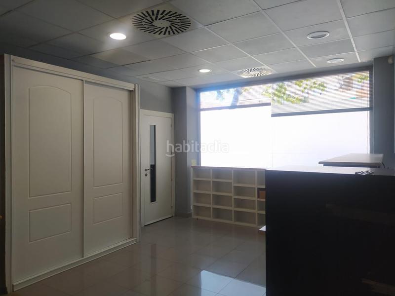 Foto b57897af-2e6b-4807-9bd2-8aa72be7f787. Lloguer local comercial a calle sancho arroyo a Las Fuentes Zaragoza