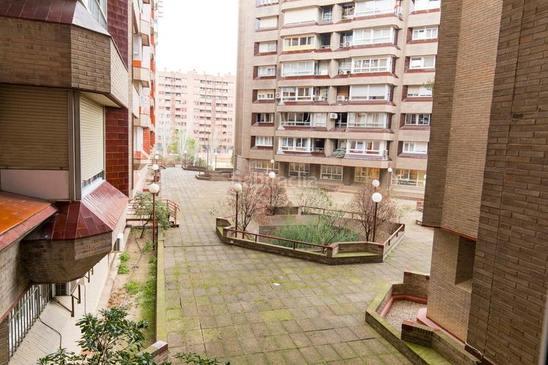 Foto f7d6fe68-65ac-430a-8173-3e0994d7998e. Appartamento in avenida tenor fleta 57 in Parque Miraflores Zaragoza
