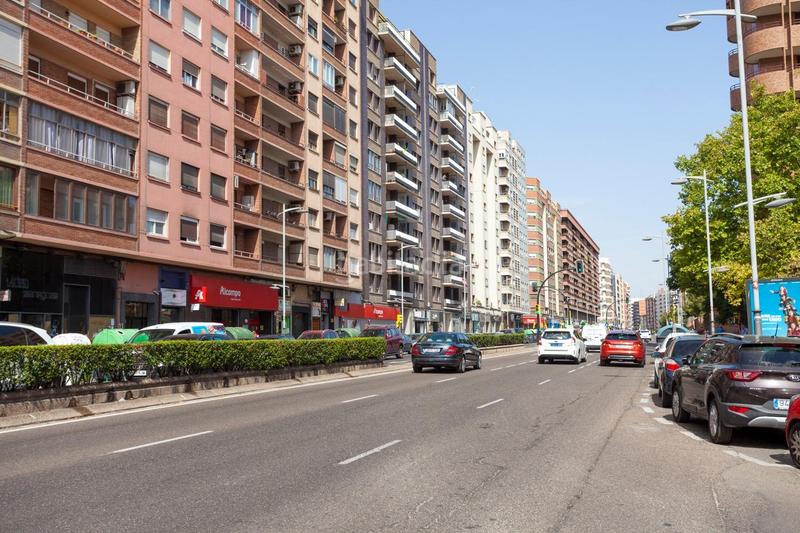 Foto f9e2738f-052c-43f1-b291-8e7f85d39cc2. Appartamento in avenida tenor fleta 57 in Parque Miraflores Zaragoza