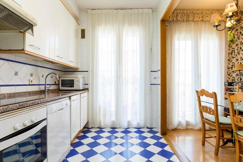 Foto bb9090b3-6ea1-40f0-b910-ae21ad3ae889. Duplex in calle zurita in Paseo Independencia Zaragoza