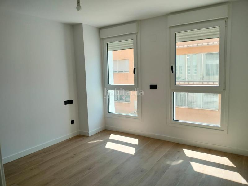 Foto ca5a5ea8-ebdd-4767-8767-d735677e041f. Piso en calle calle de josé luis pomarón herranz vivienda de dos dormitorios y salón cocina en jose luis pomarón. en Zaragoza