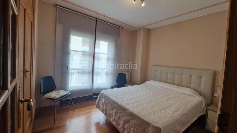 Foto b7e04ddc-003f-4071-bc50-5f9df900fc1f. Miete etagenwohnung in calle de azoque 64 in Paseo Independencia Zaragoza