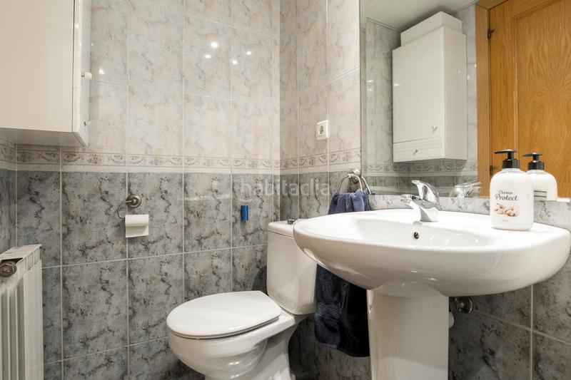 Foto e2e209ec-8ae5-460f-b54b-b6a00208631a. Alquiler piso  en alquiler en parque bruil con plaza de garaje y trastero en Zaragoza