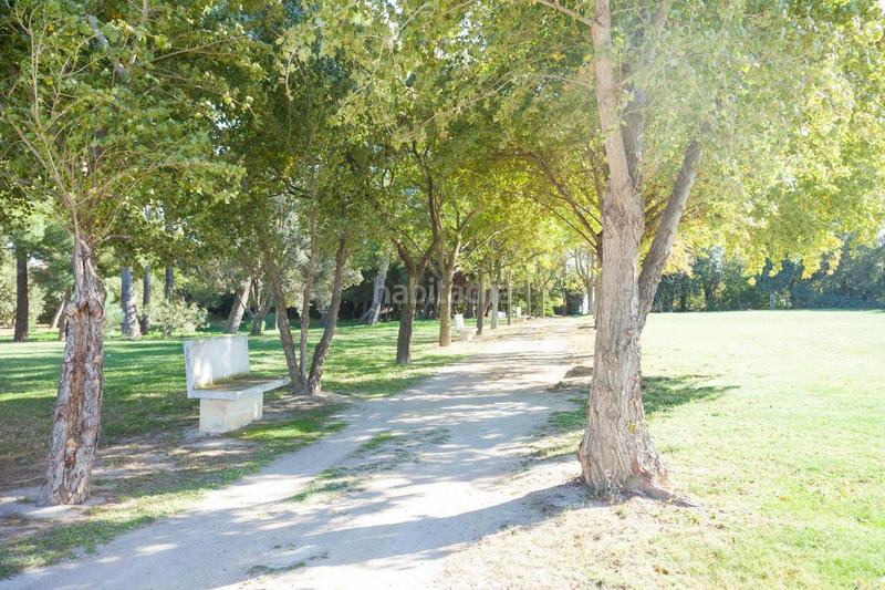 Foto 02de898a-c6b0-472b-88c3-720ee99e8943. Xalet amb calefacció aparcament piscina a Garrapinillos Zaragoza