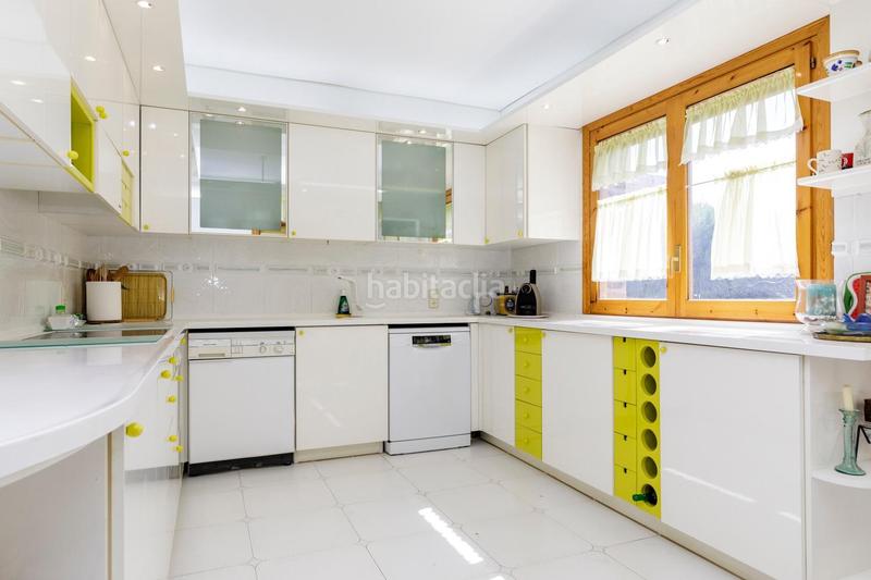 Foto 0621277e-5f7c-4387-aa06-4dfde5b769c0. Xalet amb calefacció aparcament piscina a Garrapinillos Zaragoza