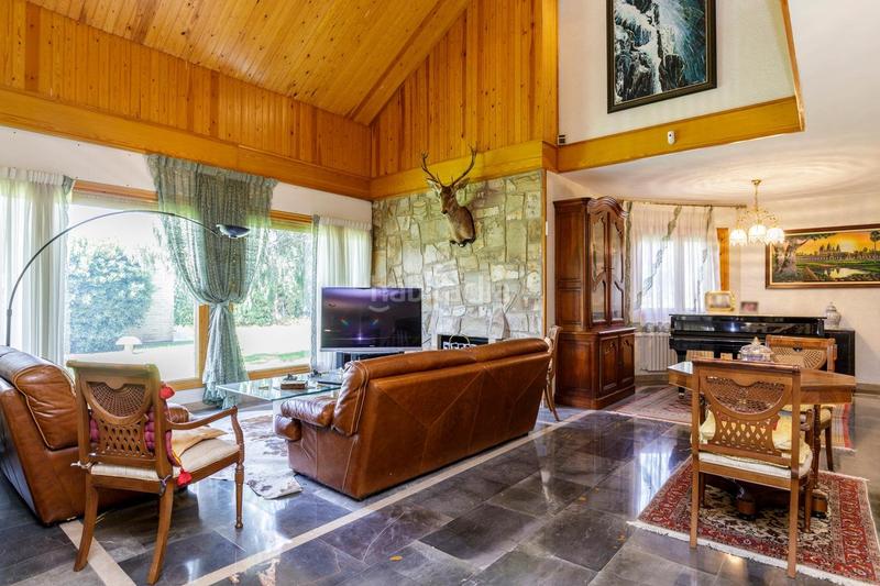 Foto 1ceaa2ca-9cbb-45b8-8aad-89e477ad9ac5. Xalet amb calefacció aparcament piscina a Garrapinillos Zaragoza