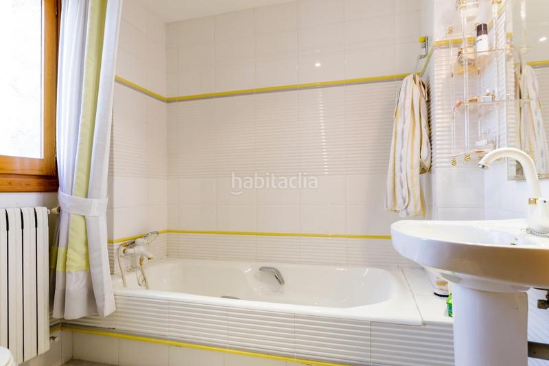 Foto 291466ab-d606-45e8-9190-517e743ee3e0. Xalet amb calefacció aparcament piscina a Garrapinillos Zaragoza