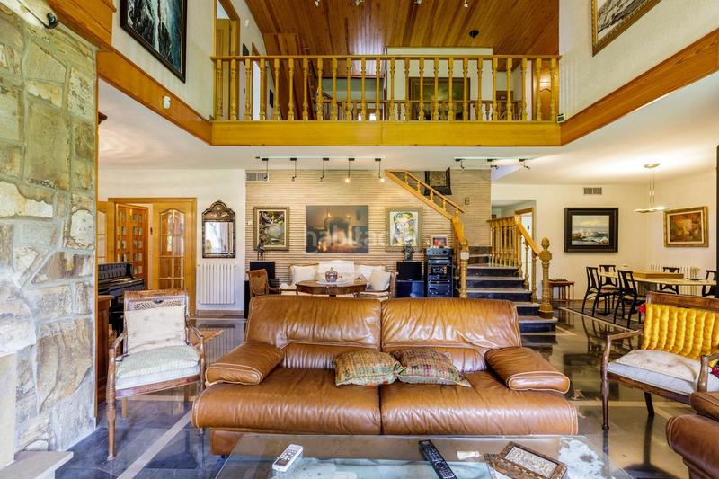 Foto 6749c4b7-7262-406e-8fc4-bd962aa1293f. Xalet amb calefacció aparcament piscina a Garrapinillos Zaragoza