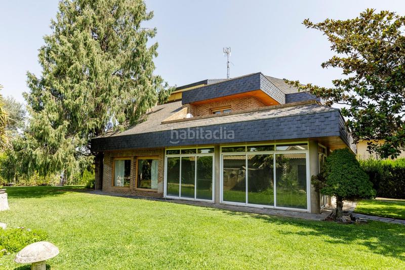 Foto 675e5fd8-8797-49e4-bff7-5fd7877e81f6. Xalet amb calefacció aparcament piscina a Garrapinillos Zaragoza