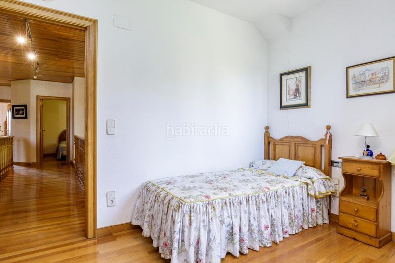 Foto 7c99126d-dbb3-4de8-ad2b-40bcf3b1918d. Xalet amb calefacció aparcament piscina a Garrapinillos Zaragoza