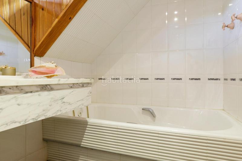 Foto ef9ded91-c385-4a51-bb73-133058d7f168. Xalet amb calefacció aparcament piscina a Garrapinillos Zaragoza