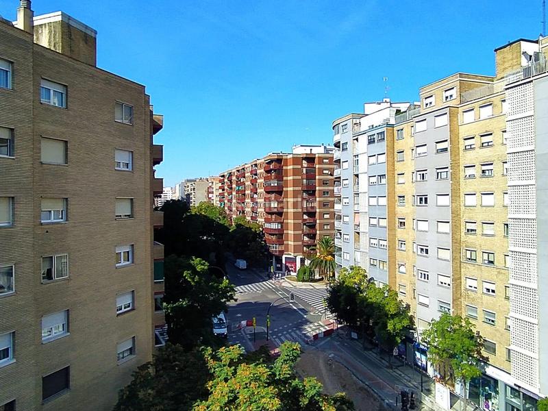 Foto eb37d2d6-82b3-4d67-a822-ef753e9ba8d3. Affitto appartamento in avenida camino de las torres 3 in Zaragoza
