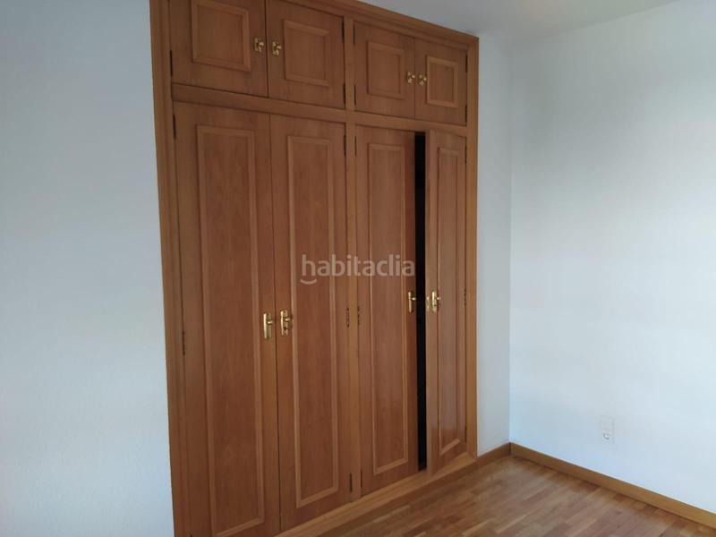 Foto bb3ad94a-116c-46fe-b5a3-5ab3efe74c99. Rent flat in avenida camino de las torres 3 in La Granja Zaragoza