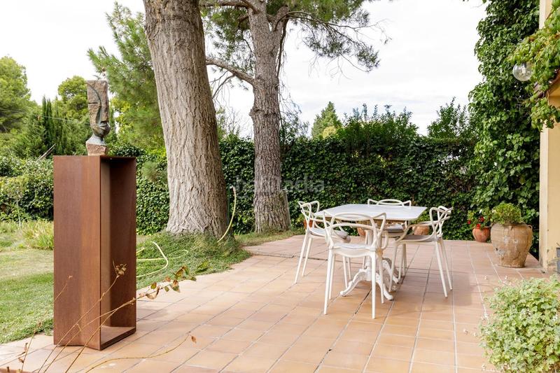 Foto 2f6791e8-ddbf-4ceb-8a05-87c62532fd95. Chalet with heating parking in Miralbueno Zaragoza