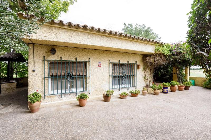 Foto 3db2ca24-5e2d-43f2-9d39-6b9a6bd7453e. Chalet with heating parking in Miralbueno Zaragoza