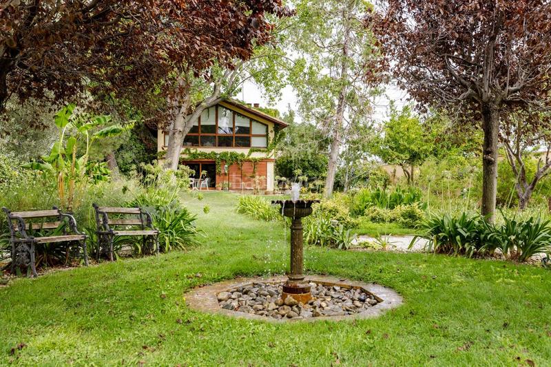 Foto 82691af4-494e-4136-b46a-1aa93e8a9ad7. Chalet with heating parking in Miralbueno Zaragoza