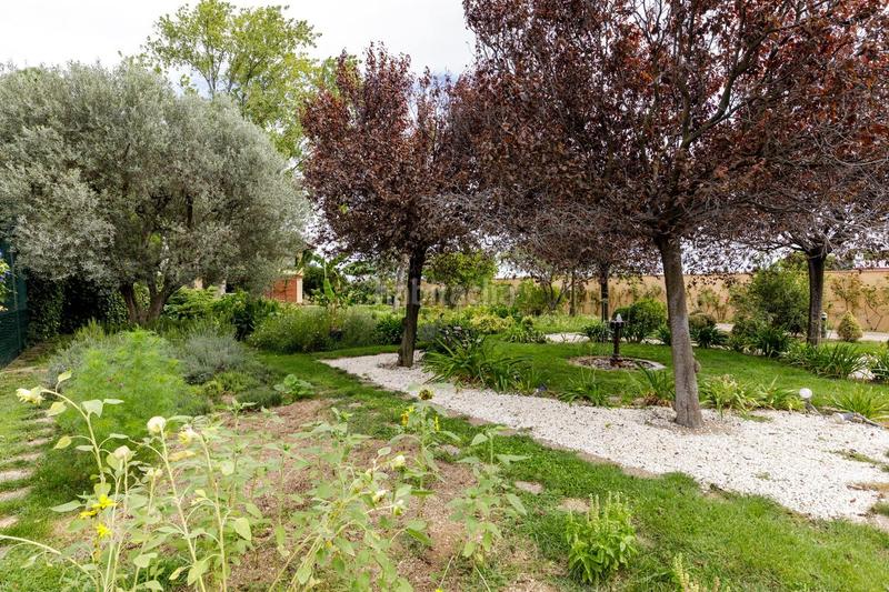 Foto 9e7ae09c-360e-4081-9eeb-97621587a5ce. Chalet with heating parking in Miralbueno Zaragoza