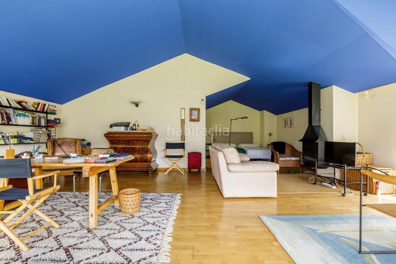 Foto b06937a3-92b1-462a-b35e-38ab16cb7041. Chalet with heating parking in Miralbueno Zaragoza