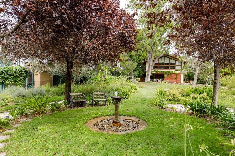 Foto c2f0573a-31c5-485f-969f-6e8ba4d9f18a. Chalet with heating parking in Miralbueno Zaragoza