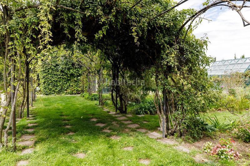 Foto e962172d-a73d-48c6-8b0b-f7f1c02db526. Chalet with heating parking in Miralbueno Zaragoza