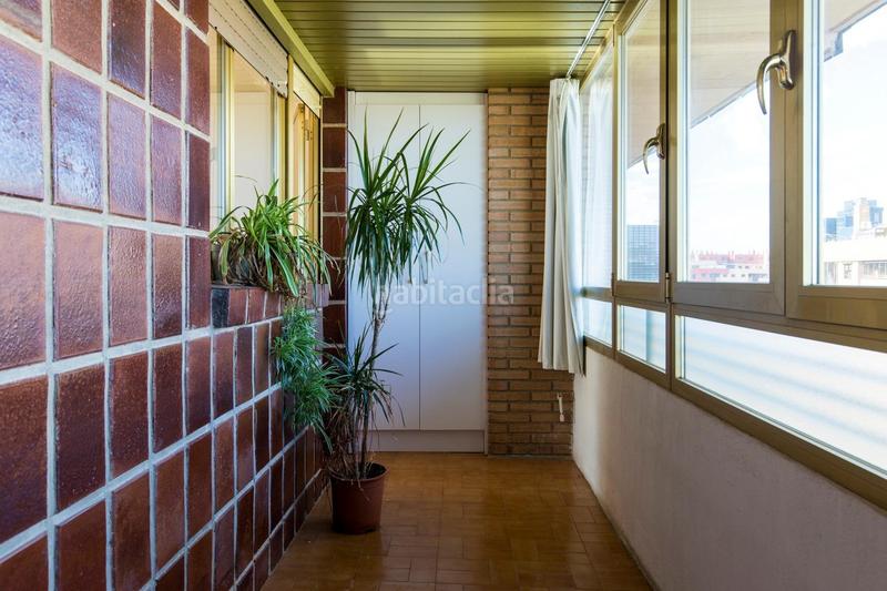 Foto 11ef64aa-4589-4d33-808a-2afc324c8005. Flat in avenida gutierrez mellado 11 in Romareda Zaragoza