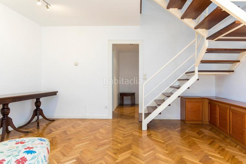 Foto 4b56bdf6-6bea-4936-98eb-4b378fdda562. Flat in avenida gutierrez mellado 11 in Romareda Zaragoza