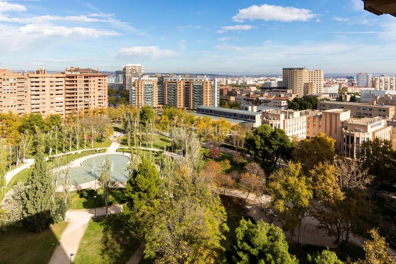 Foto 71aab81f-94f4-48d7-b8ac-ebcc37324d68. Flat in avenida gutierrez mellado 11 in Romareda Zaragoza