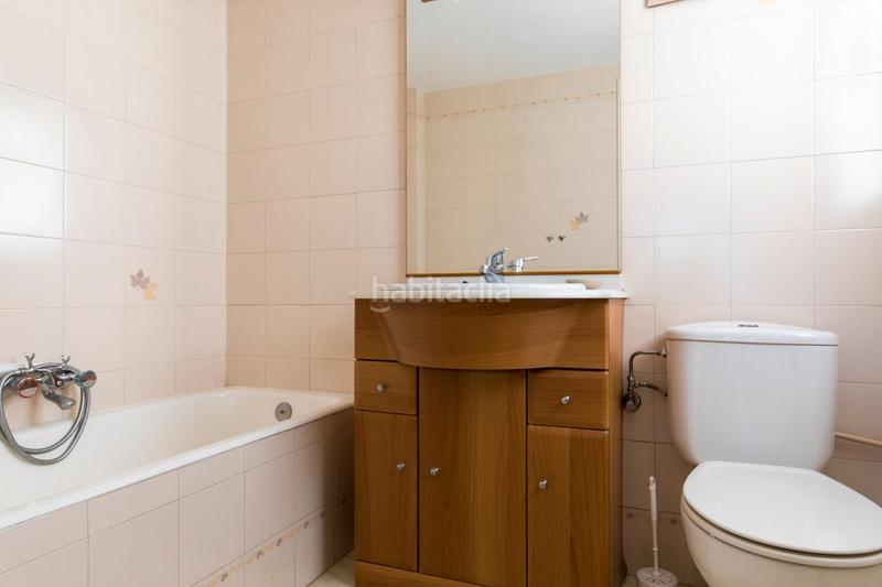 Foto 7320916b-e744-4bfd-b18d-5f667f26c7b5. Flat in avenida gutierrez mellado 11 in Romareda Zaragoza