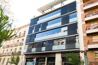 Location Appartement  Calle almagro 9. Piso amueblado en alquiler c almagro con garaje y trastero