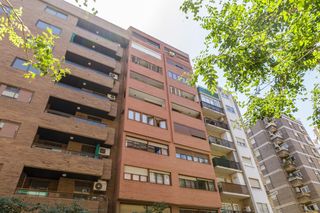 Pis a Avenida VALENCIA 33