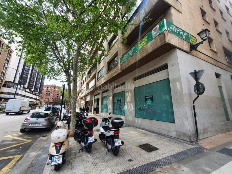 Foto e66537a5-9bd2-471d-88da-c8b39bb8820d. Miete geschäftsraum in avenida cesar augusto 29 in Zaragoza